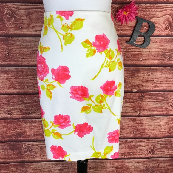 Ann Taylor Dresses & Skirts - Ann Taylor Skirt 8 Petite Pink Orange Green Floral